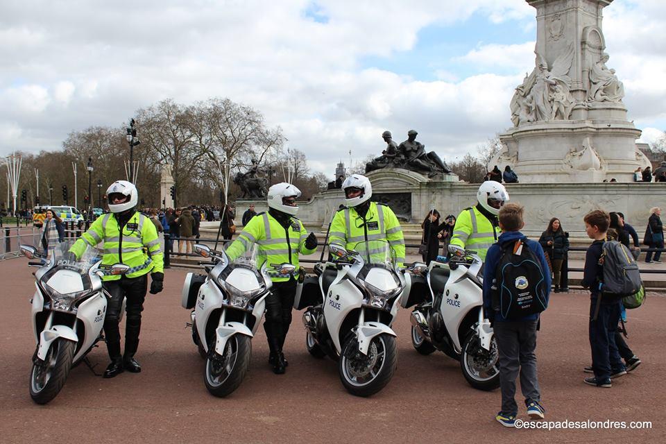 London police security