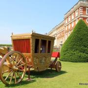 Hampton court palace