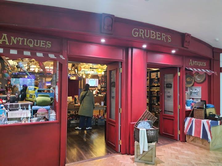 Paddington bear experience antique grubers