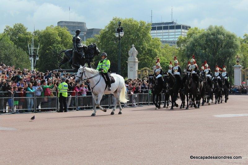 Releve de la garde Royale