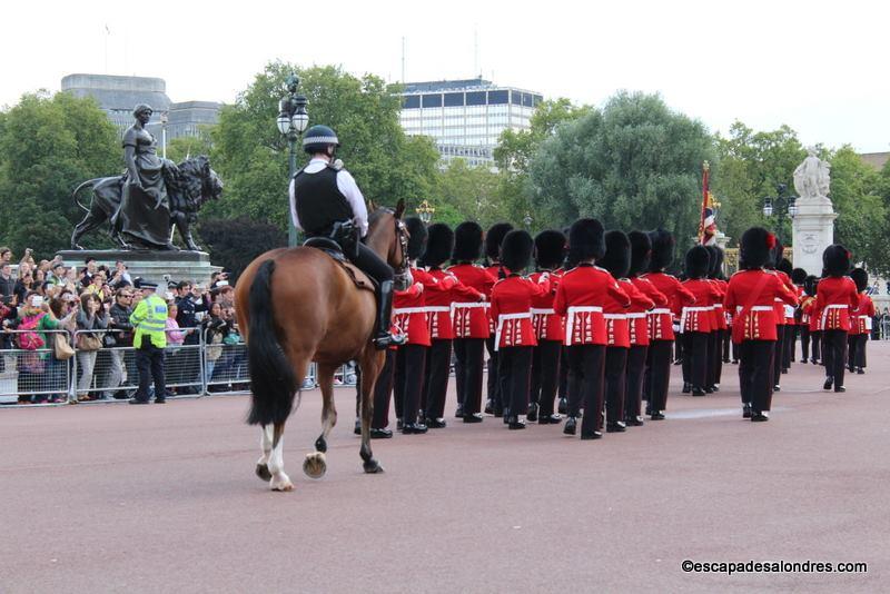 Releve de la garde Royale