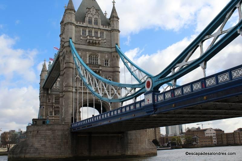 Tower bridge escapadesalondres